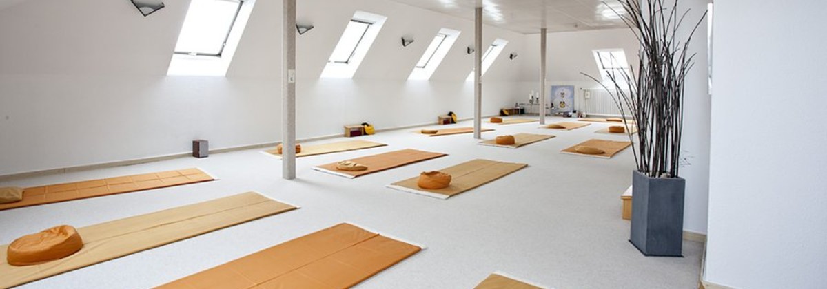 Hatha Yoga in Winterthur – Yogaraum der Yogaschule Winterthur